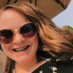 Meet your Posher, Haley